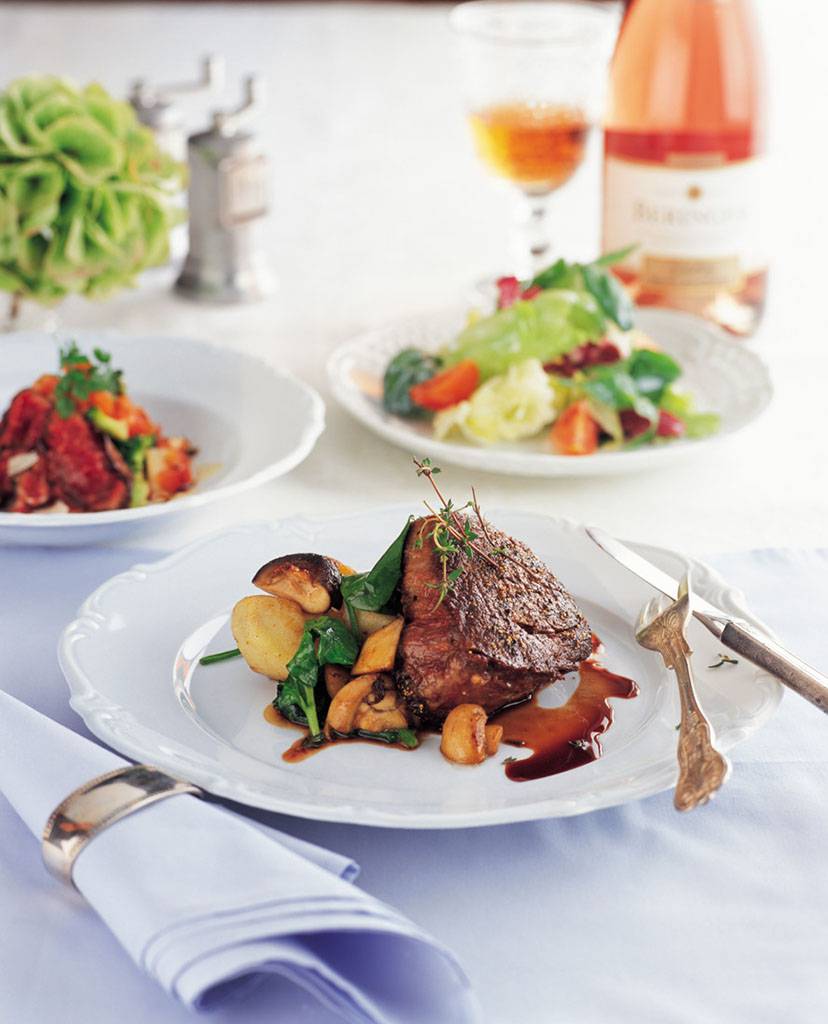 教你牛排怎么做才好吃 牛肉暖胃又含铁好处多