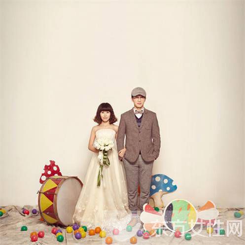 可爱童话风婚纱照赏析 婚纱礼服应该怎么选