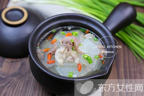 只需10分钟就可以做出鲜美白萝卜羊汤