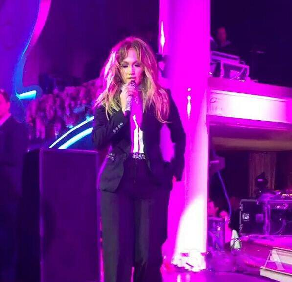 史上最 壕 婚礼现场曝光 新娘刚刚读大一