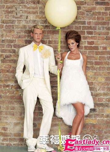 深秋婚纱摄影大片 用玫瑰演绎人生