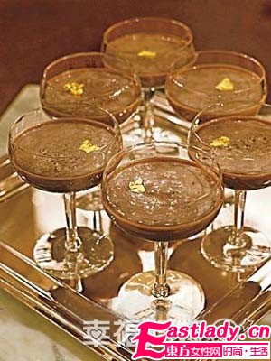 办一场冬季婚礼 浪漫巧克力主题婚宴