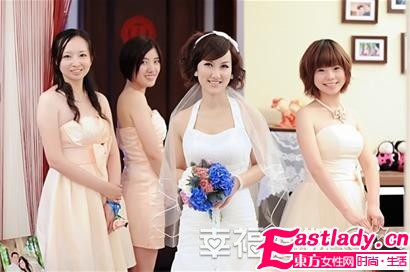 带着伴娘拍婚纱照 伴娘团俏丽 女人帮