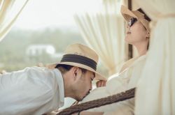 汪涵老婆杨乐乐整容了吗 杨乐乐整容前后照曝光