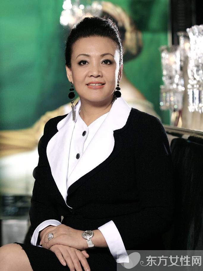 大S比汪小菲大几岁 汪小菲母亲张兰16亿身家个人资料