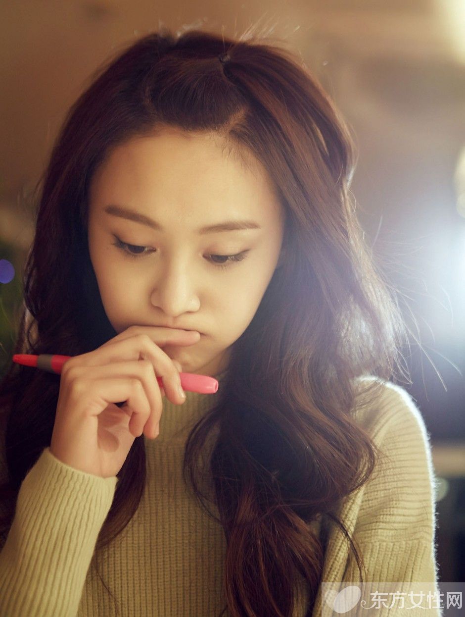 郑爽家庭背景个人资料 揭郑爽张翰分手内幕