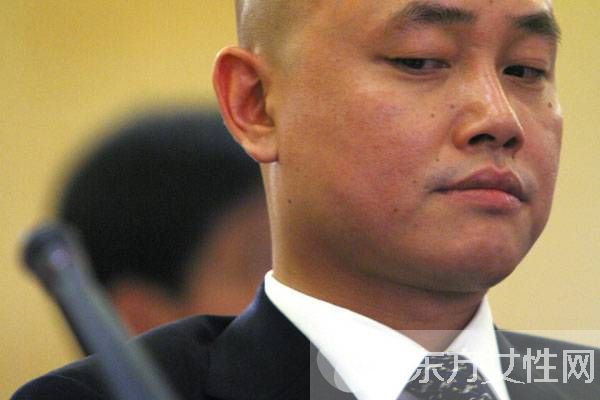 中国前首富黄光裕得罪了谁 揭黄光裕14年牢狱真相背后