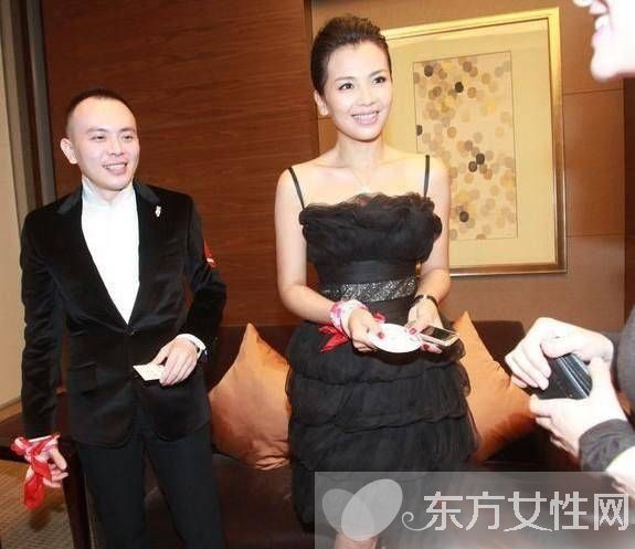 刘涛老公王珂背景个人资料 微博大赞爱妻自称吃软饭