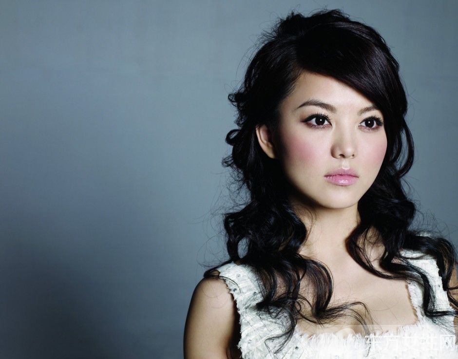 angela爸爸王岳伦个人资料 李湘怒斥婚变传闻