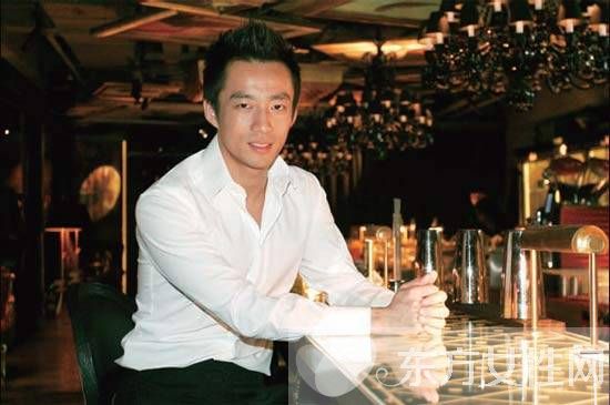 大S比汪小菲大几岁 汪小菲母亲张兰16亿身家个人资料