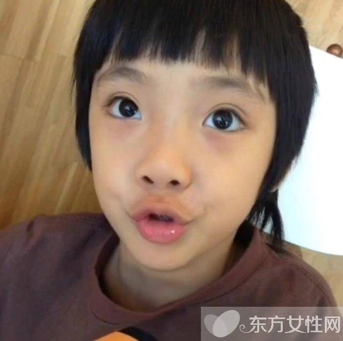 黄磊女儿多多学费13万 星二代教育费用伤不起啊