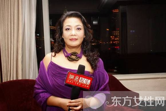 大S比汪小菲大几岁 汪小菲母亲张兰16亿身家个人资料