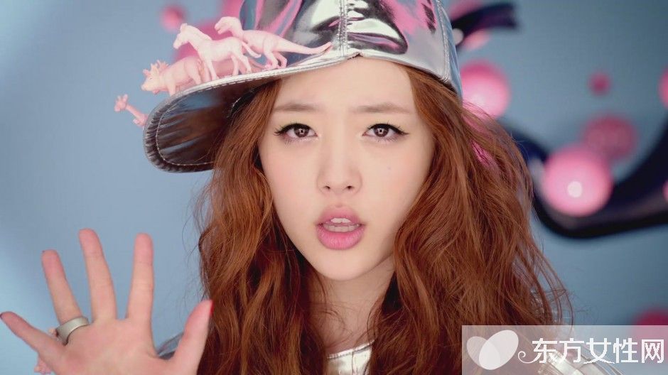 雪莉ktv照片事件真相曝光 凸点不雅照不堪入目