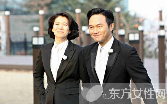 张智霖袁咏仪夫妻恩爱疑炒作 多次争吵险离婚