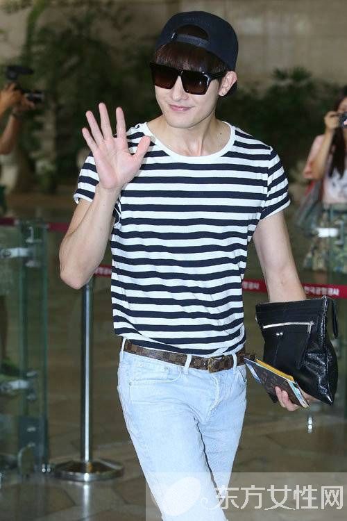 周觅微博骂韩庚真相揭秘 周觅背景个人资料遭扒