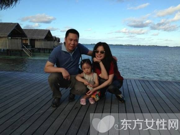 赵薇老公黄有龙前妻是谁 揭黄有龙叶翠翠离婚真相