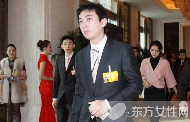 王思聪的外公是谁 国民老公强大后台背景太惊人