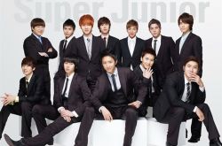 周觅微博骂韩庚真相揭秘 周觅背景个人资料遭扒