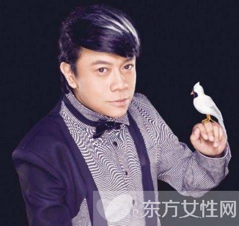 蔡康永男朋友刘坤龙背景曝光 蔡康永居然是富三代