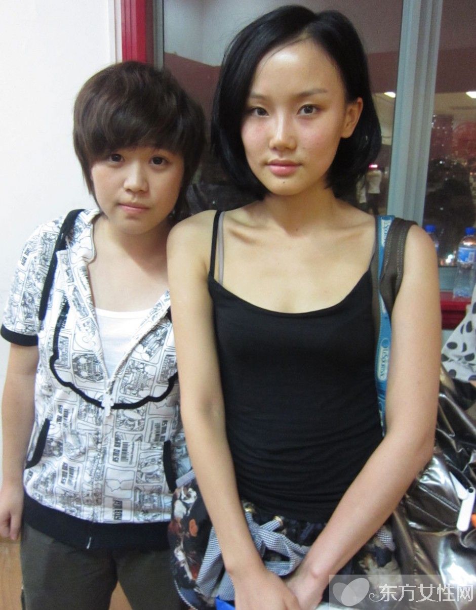 黄龄和老公的生活照曝光 黄龄家庭背景个人资料