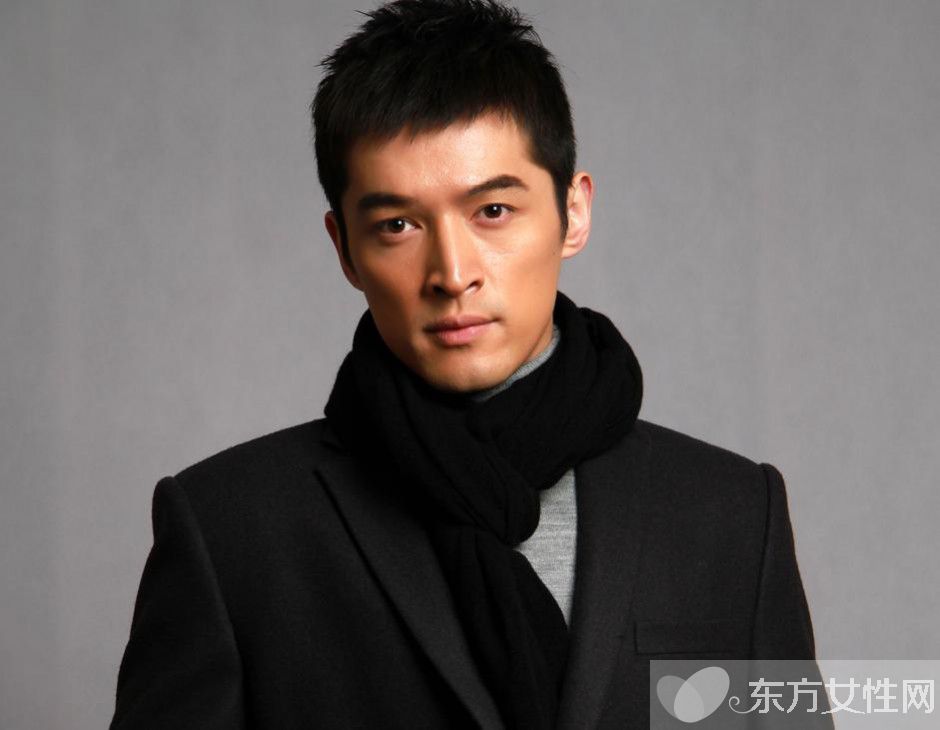 胡歌频繁 示爱 闫妮 胡歌 很感谢当年闫妮吻了我