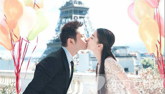 曝黄晓明前女友主动退出 小三AB成功上位成正牌女友