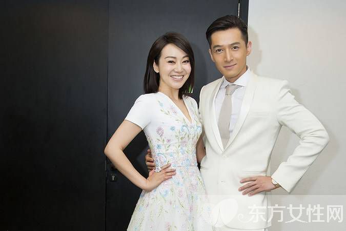 胡歌频繁 示爱 闫妮 胡歌 很感谢当年闫妮吻了我