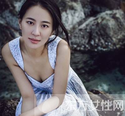 伪装者王乐君多大年纪了 王乐君性感泳装图片优美动人