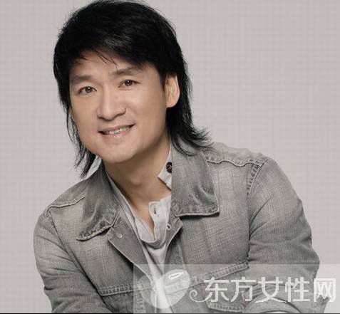 周华健老婆康粹兰个人资料 揭秘两人相恋过程