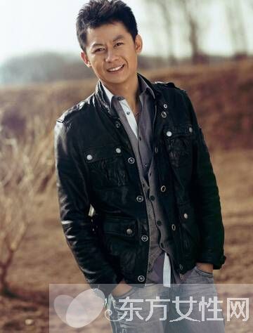 演员李健个人资料 李健 为了理想高考了两次