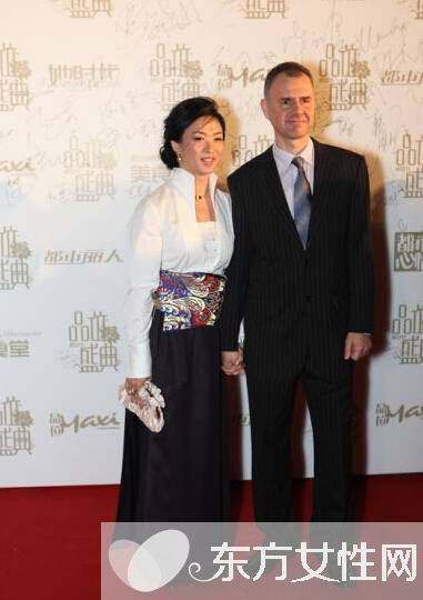 变性舞蹈家金星的孩子是自己生的吗 述金星与老公的幸福生活