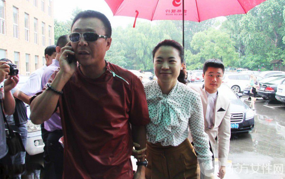 王楠富豪老公背景曝光 从中国打手变身公主超幸福ing