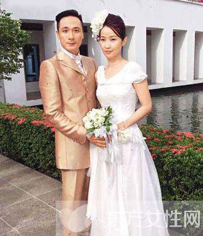 吴镇宇老婆王丽萍个人资料 揭秘王丽萍为什么不露脸