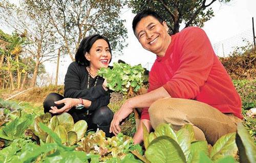 揭周润发为什么没有孩子 周润发陈荟莲养子大曝光