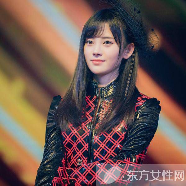 4000年第一美女鞠婧祎 整容前后照对比吓哭你