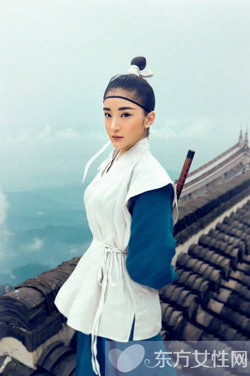 浙江卫视主持人徐千惠撞脸周迅 网友直呼一对双胞胎姐妹儿