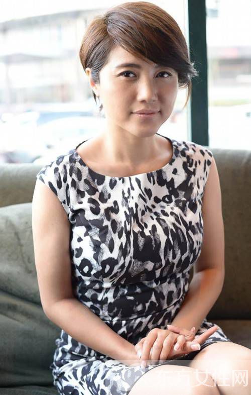 颜丙燕个人资料老公是谁 揭颜丙燕为什么不红