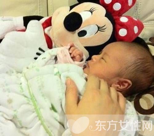 杨思琦女儿生父是谁 杨思琦未婚生女致形象下滑化身啤酒妹