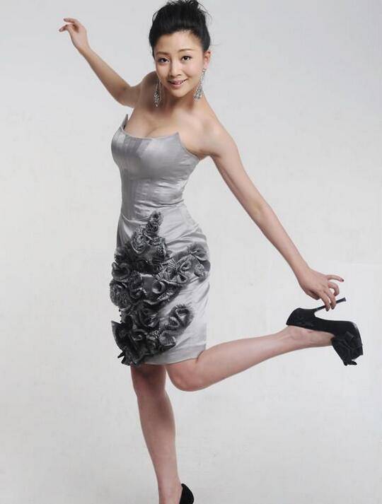 殷桃的现任丈夫背景资料 替父还债陷 包养门 真相