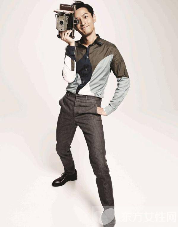 胡歌频繁 示爱 闫妮 胡歌 很感谢当年闫妮吻了我