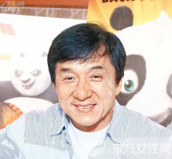 吴绮莉年轻照个人资料 成龙为什么不承认小龙女