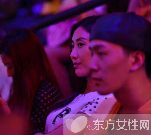 杨坤女友个人资料曝光 女友私密照曝光疑似圈内人