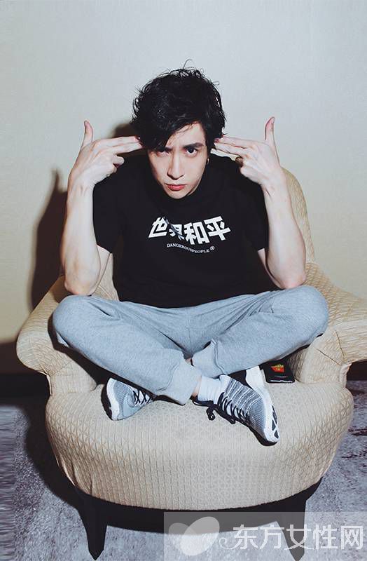 薛之谦疑有新女友 上天天向上自曝离婚原因