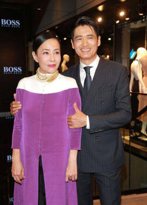 揭周润发为什么没有孩子 周润发陈荟莲养子大曝光