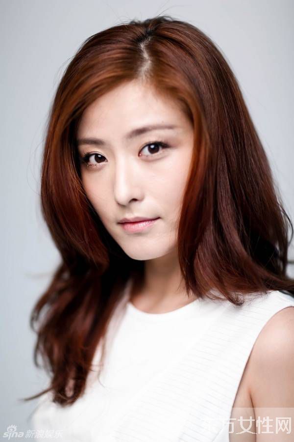 演员徐百卉的老公是谁 徐百卉比基尼秀性感小蛮腰