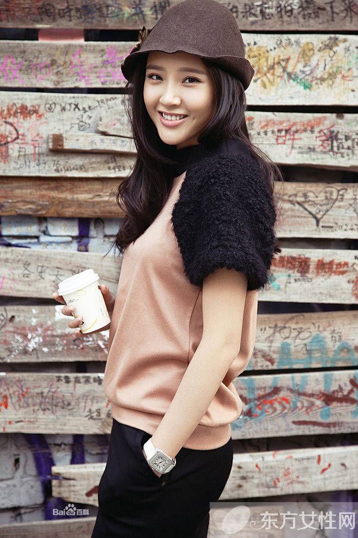 唐艺昕家庭背景曝光疑官二代 唐艺昕张若昀恋情坐实甜蜜同居