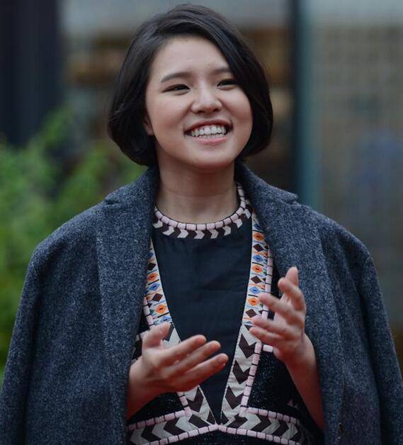 谢依霖身高体重多少 揭为什么被叫Hold住姐