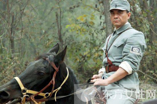 王新军妻子唐静个人资料 揭两人离婚背后的故事