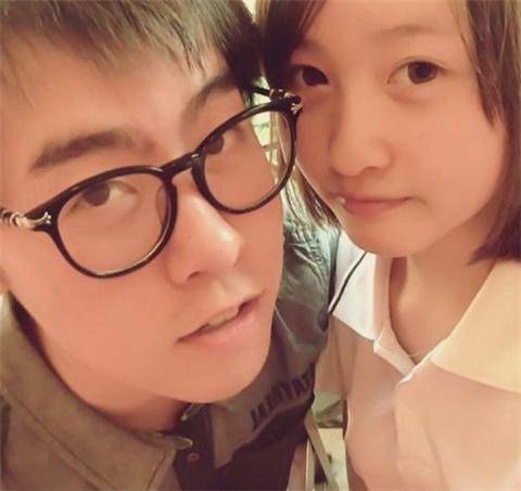 揭周野芒奚美娟离婚原因 周野芒与现任妻子成模范夫妻