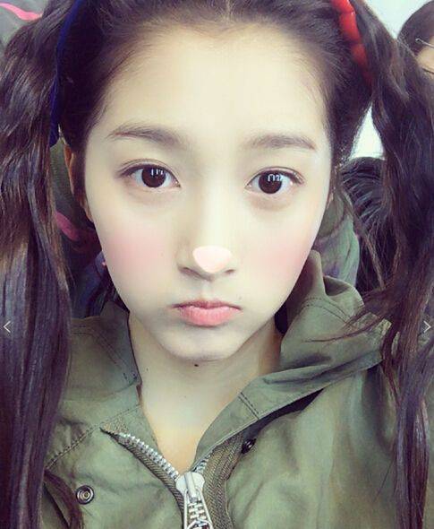 一仆二主杨树苗扮演者关晓彤资料 揭关晓彤惊人家庭背景